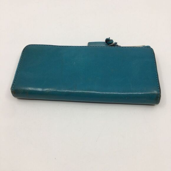 Marc Jacobs teal blue leather project wallet. **FLAWED** - Picture 5 of 16